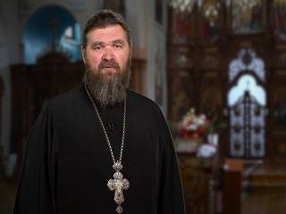 Священник УПЦ рассказал, как поминать умерших, придя на кладбище